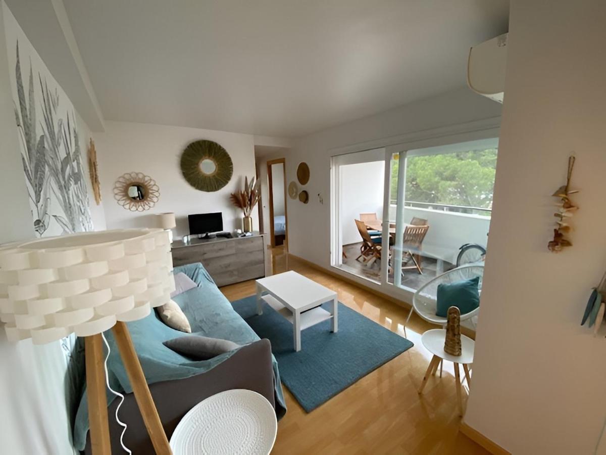 Superbe appartement rénové, résidence avec piscine Roses Extérieur photo